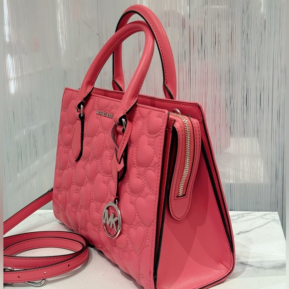 New set michael kors Sheila Medium Heart Embroidered Satchel and Coin Purse Set - Picture 6 of 12